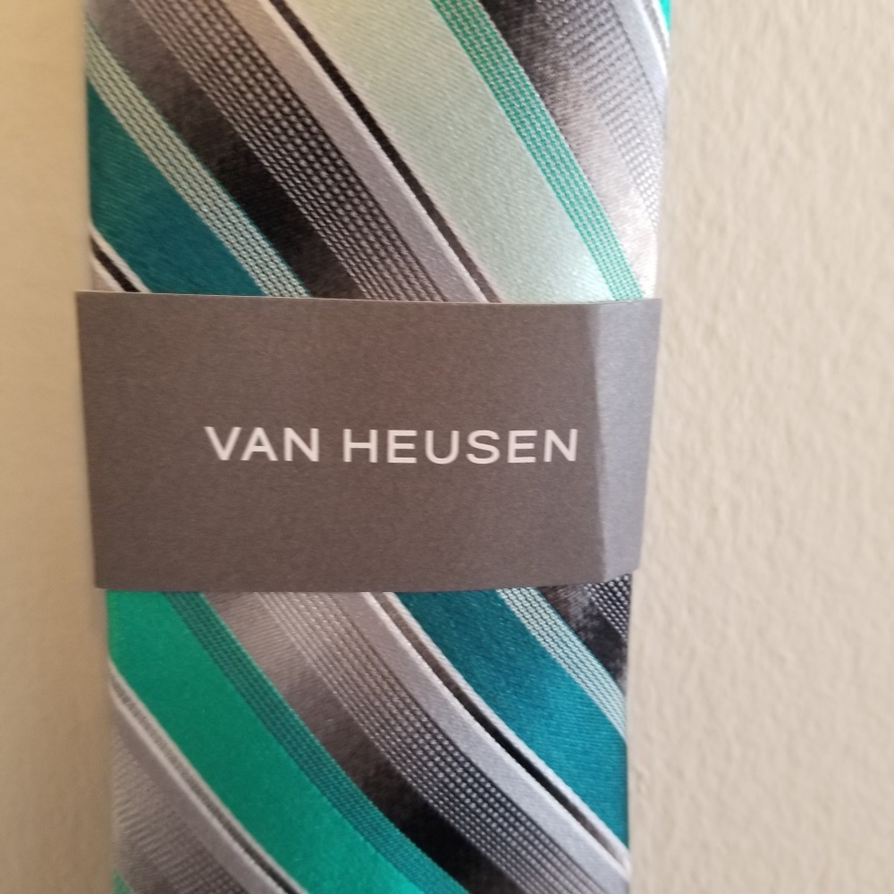 Van Heusen Tie